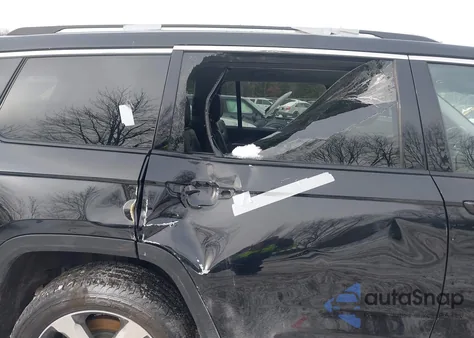 2021 Jeep Grand Cherokee L Limited 4X4 из США, поврежденный, VIN 1C4RJKBG4M8158553